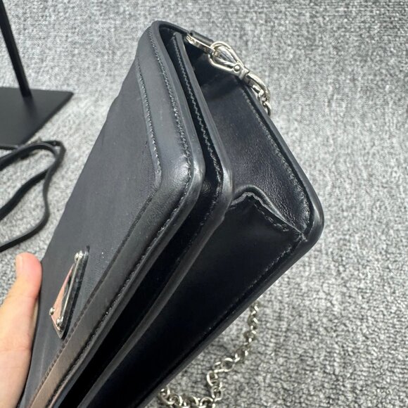 Prada Leather Shoulder Bag 599-081825 - Picture 6 of 13